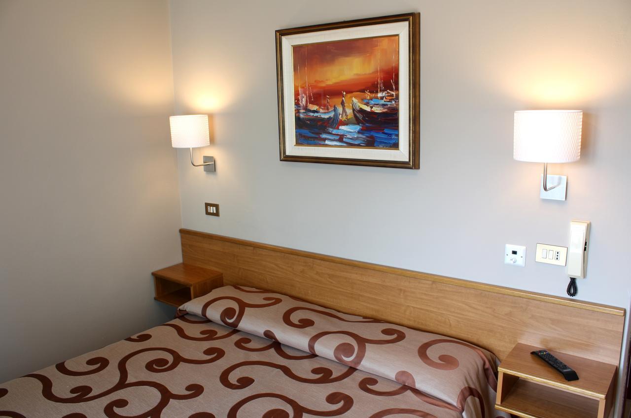 Hotel Helga Caorle Zewnętrze zdjęcie